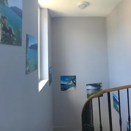 La Maison Elisa Apartment